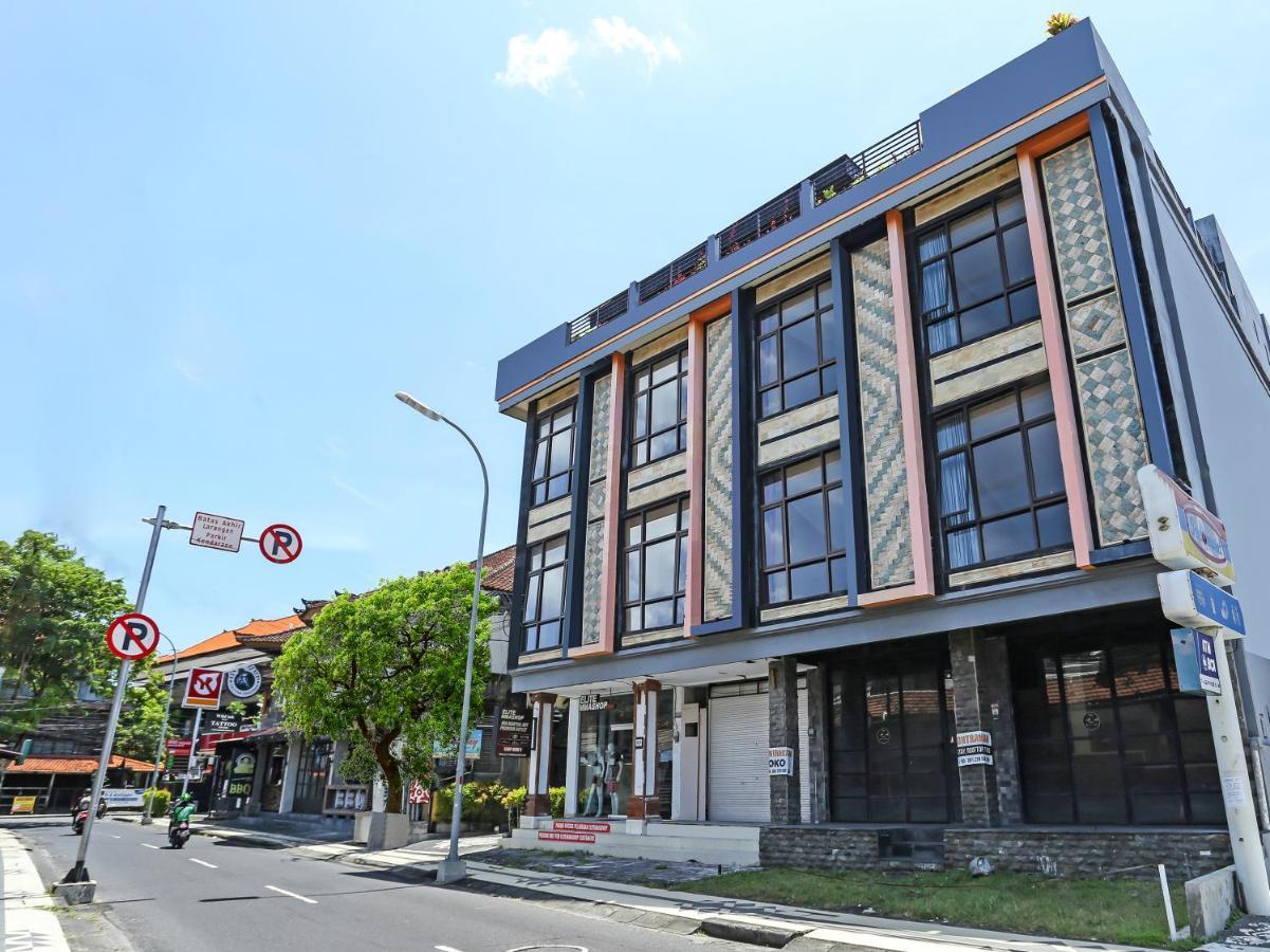 Oyo Flagship 90966 Moreno Homestay Легиан Екстериор снимка