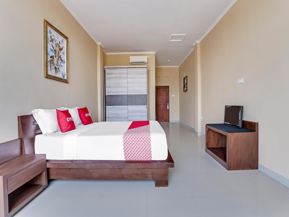 Oyo Flagship 90966 Moreno Homestay Легиан Екстериор снимка